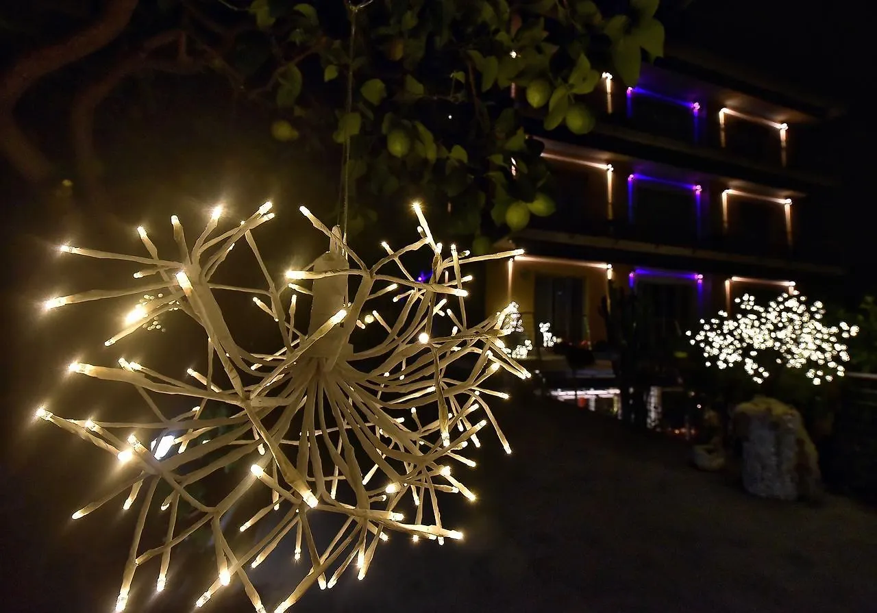 Hotel Villa Delibera Varazze