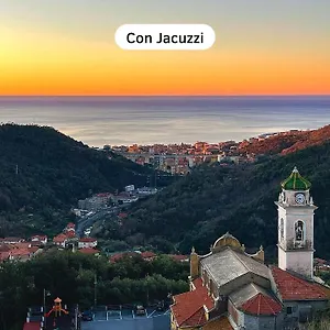 Hébergement de vacances La Roccia Fiorita Con Giardino E Jacuzzi