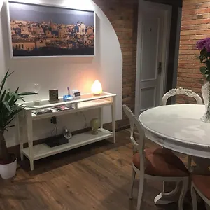 Il Faro Gianicolense Couette-café